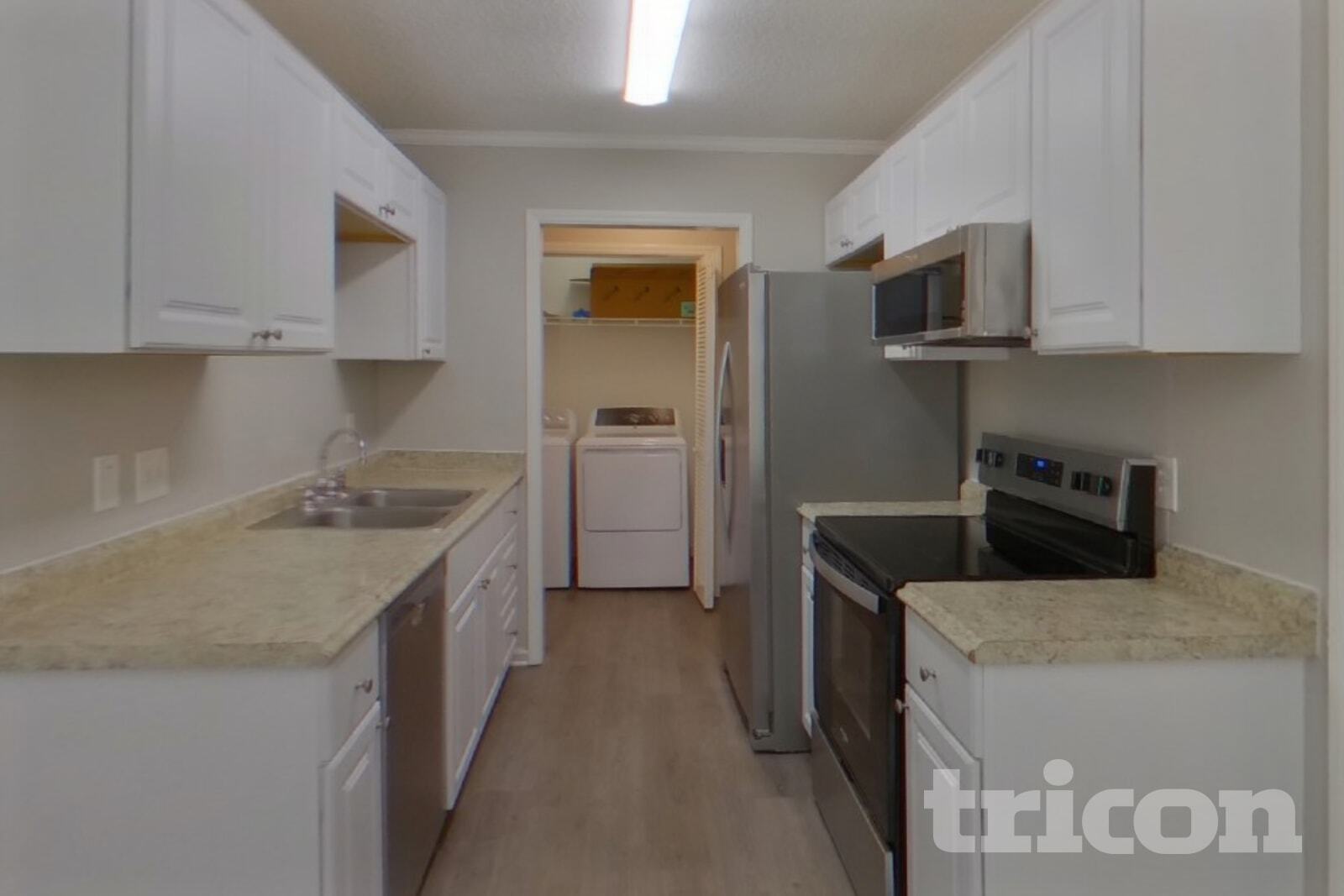 Building Photo - 216 Netherland Dr