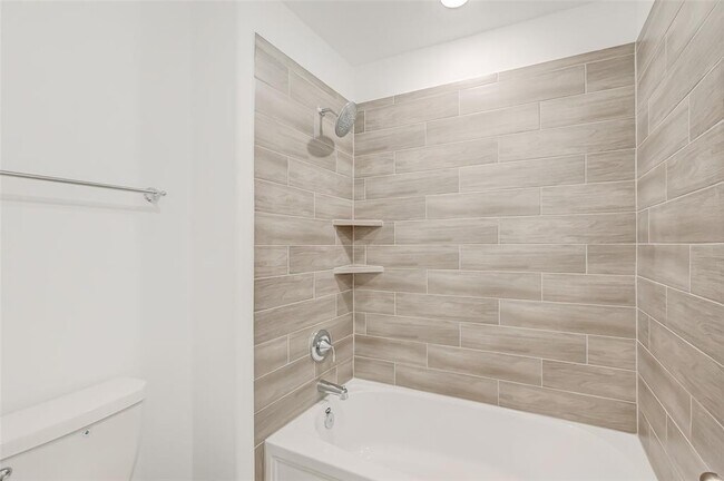 Building Photo - 2223 Rustboro Dr