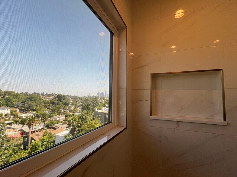 Master Bathroom - 1878 N Alvarado St