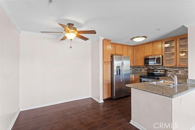 Building Photo - 1005 Vista Del Cerro Dr