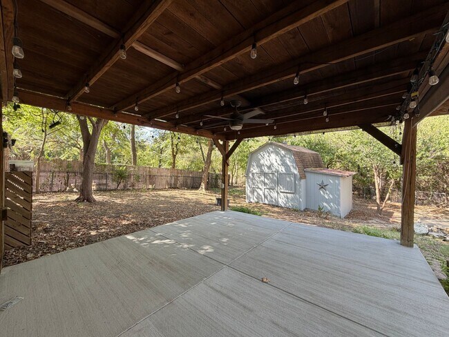 Building Photo - 4816 Melita Ave