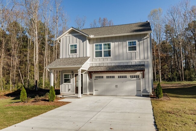 Building Photo - 375 Morton Rd