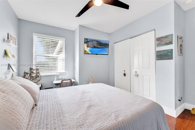 Building Photo - 5415 SW 126th Terrace