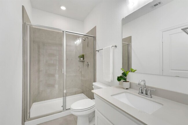 Building Photo - 8216 Bethpage Dr