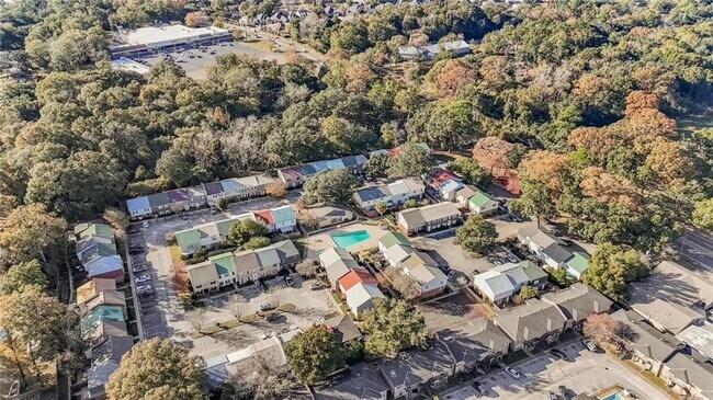 Building Photo - 4017 Cottage Hill Rd