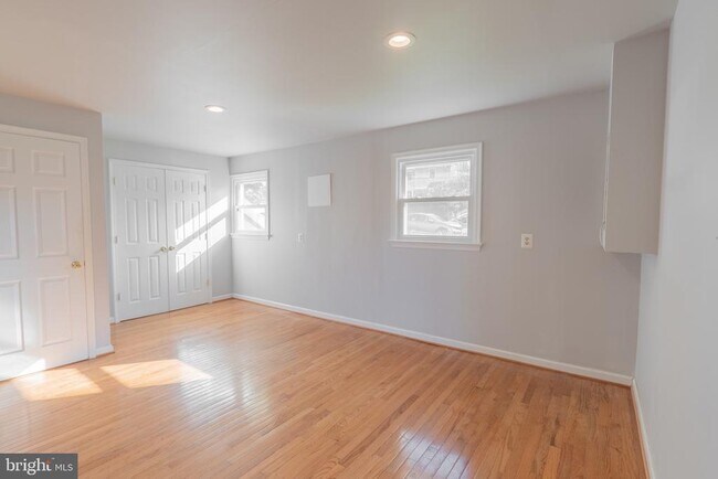 Building Photo - 11714 Tifton Dr