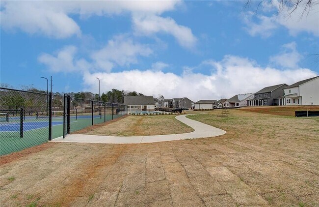 Building Photo - 5343 Milford Dr