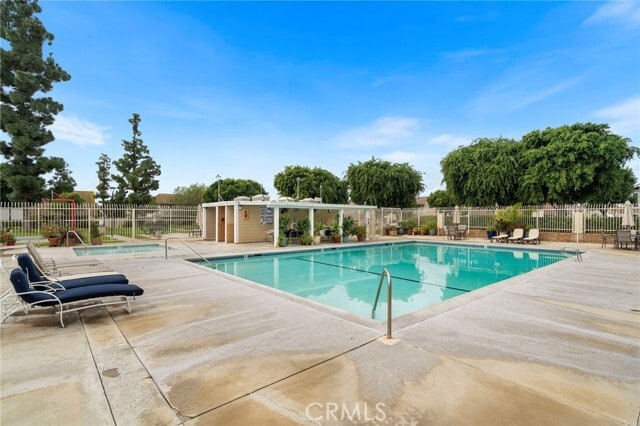 Building Photo - 77 Golden Glen St