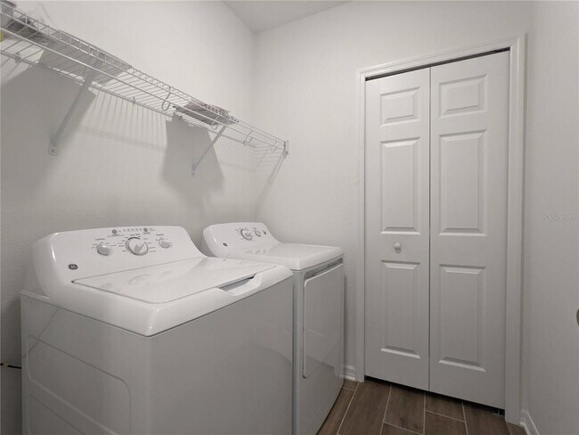 Building Photo - 5410 Badini Wy