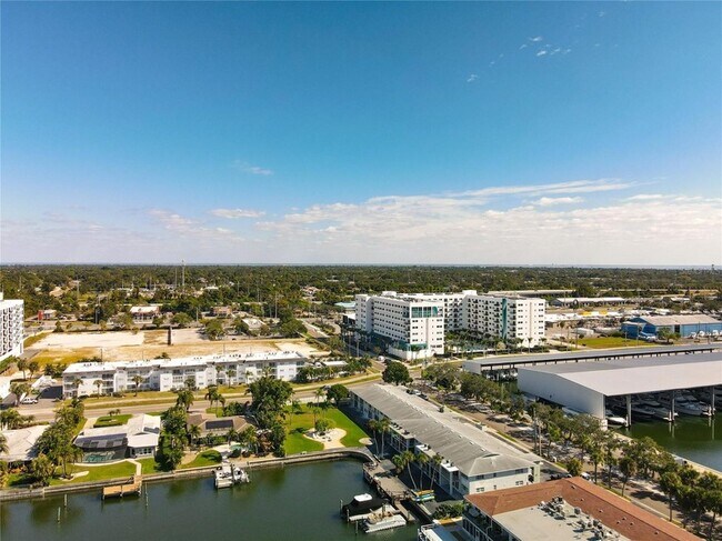 Building Photo - 3717 46th Ave S