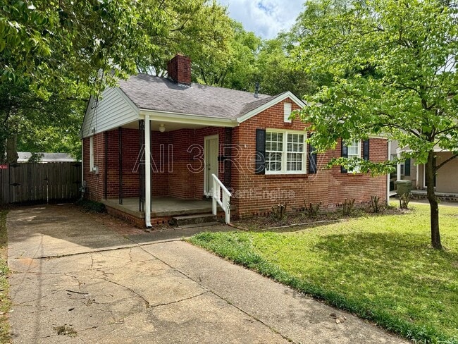 Building Photo - 301 Bradley Dr