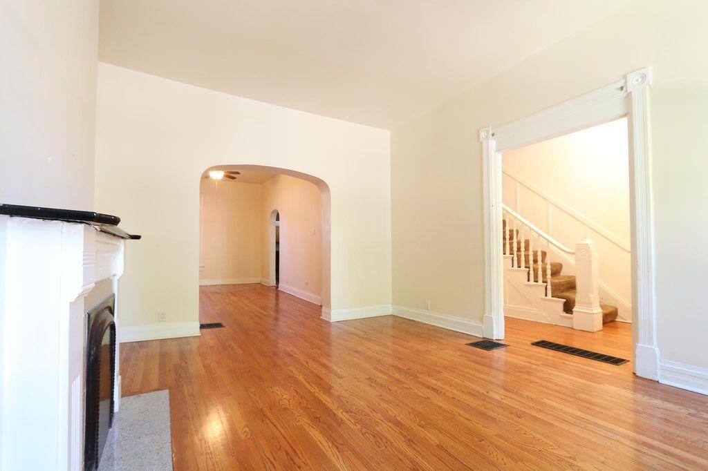 Building Photo - 2143 W Bowler St