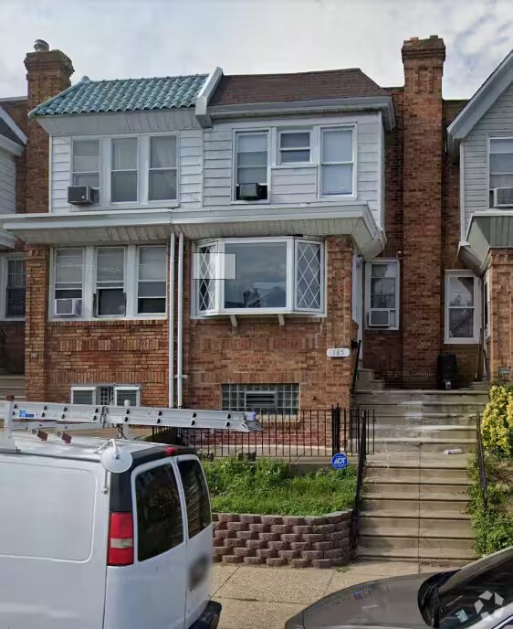 Building Photo - 1383 Street Rd