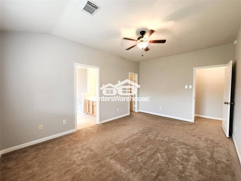 Building Photo - 2206 Wildbrook Canyon Ln
