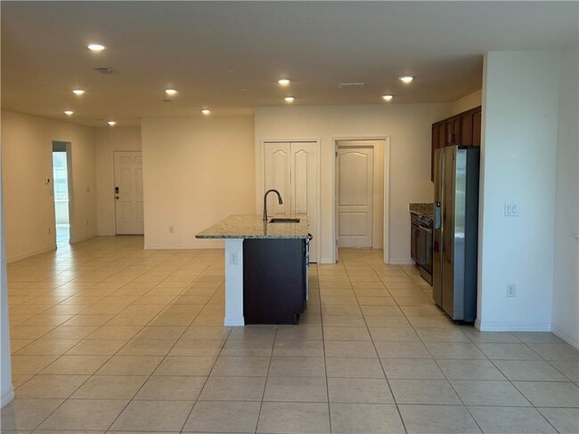 Building Photo - 7785 101st Ct