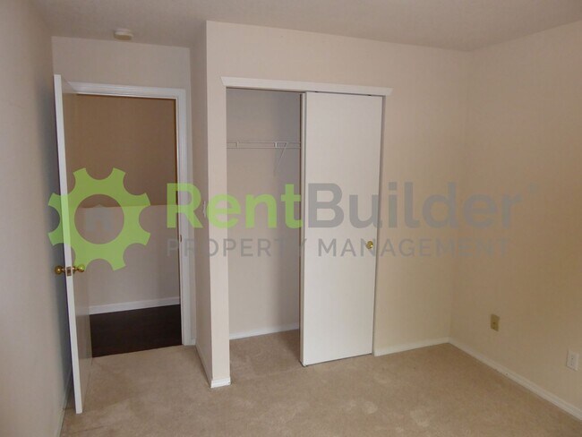 Building Photo - CALL US TODAY AT (505) 808-6467 TO SCHEDUL...