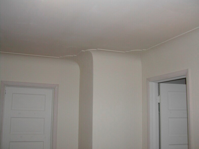 Coved Ceilings - 1270 3rd Ave