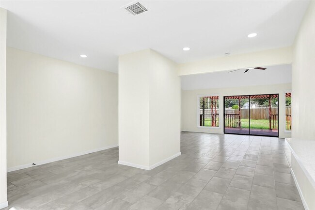 Building Photo - 8726 Wildforest Dr