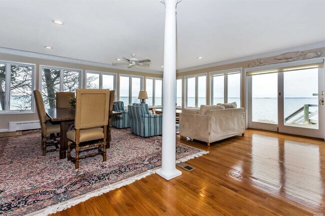 Building Photo - 4170 Peconic Bay Blvd