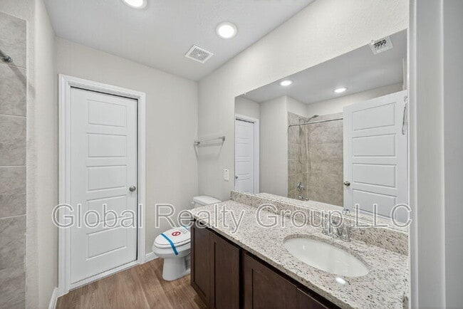 Building Photo - 236 Joseph Cir