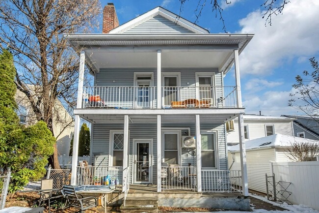 Building Photo - 5625 Post Rd