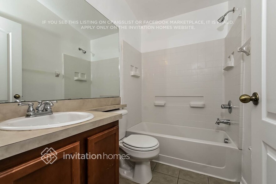 Building Photo - 12538 Evington Point Dr