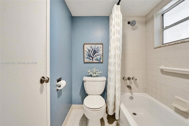 Building Photo - 9480 Tangerine Pl