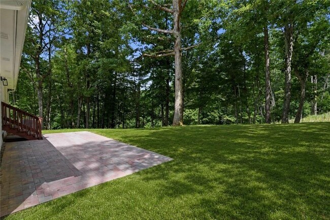 Building Photo - 26 Ridgeview Ct
