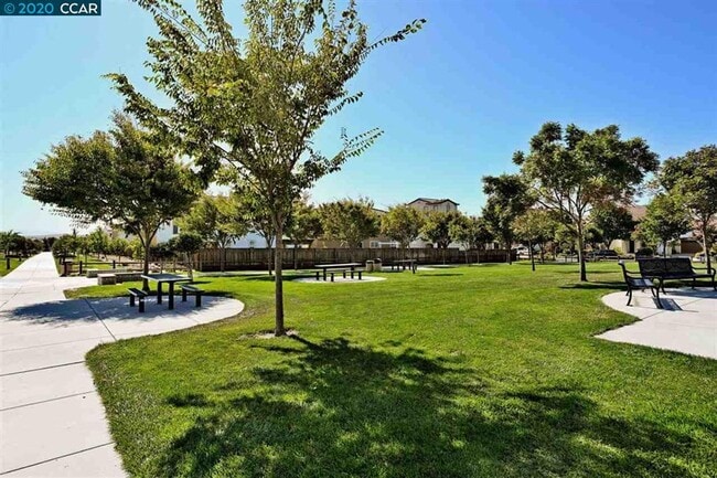 Building Photo - $3,990 - 4 BR - GORGEOUS SAN RAMON HOME IN...