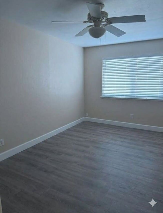 Building Photo - 4901 Autumntree Ct