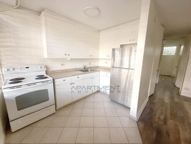 Building Photo - *PLEASE VIEW FULL AD FOR DETAILS* CONVENIENT & PRIVATE | 2 BED / 1 BATH / 1 PKG | CLOSE TO ALA MO...