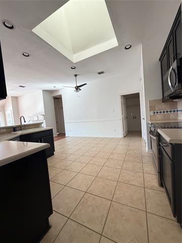 Building Photo - 3603 W Olivia Dr