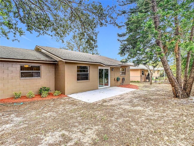 Building Photo - 1612 Fox Run Dr
