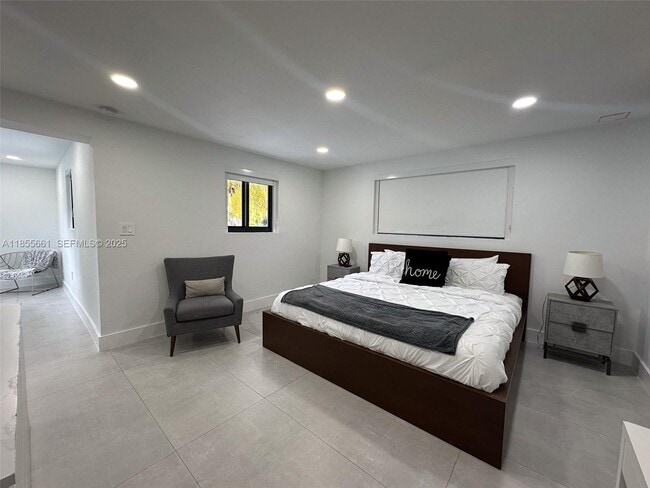 Building Photo - 9426 Caribbean Blvd