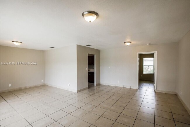 Building Photo - 3333 NW 32nd Ct