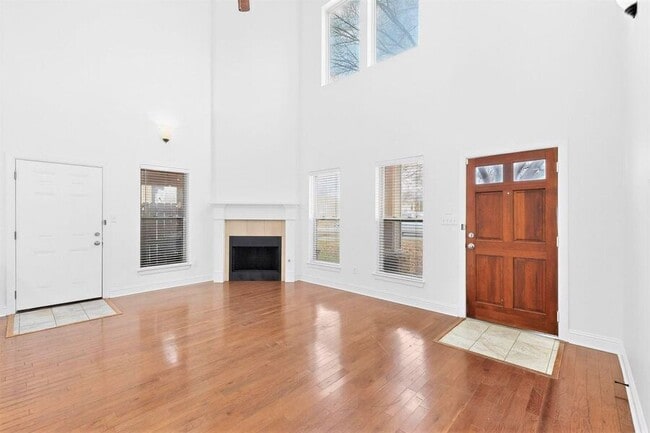 Building Photo - 4803 Birchman Ave