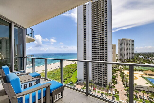 Primary Photo - 3100 N Ocean Dr