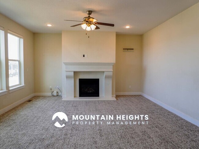 Building Photo - 2274 S 50 E