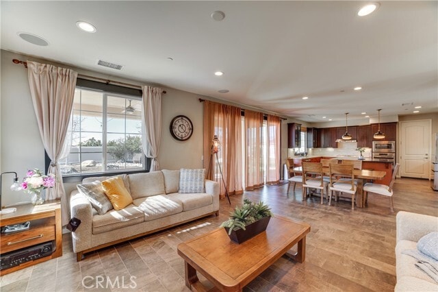 Building Photo - 1653 Lucas Ln