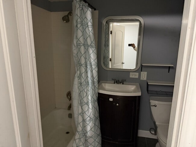 Building Photo - 429 South St