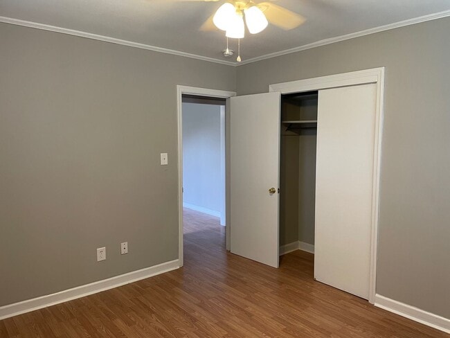 Building Photo - 2 bed, 1 bath house located in Siler City!