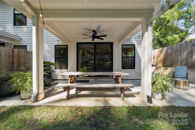 Building Photo - 2507 Marlowe Ave