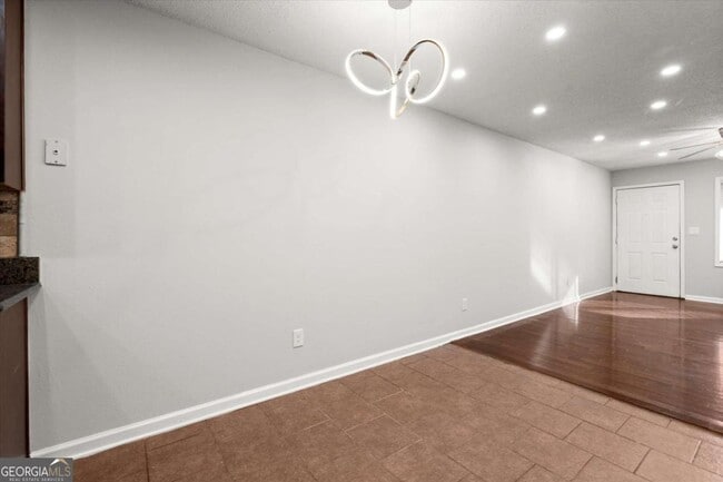 Building Photo - 2166 Park Terrace