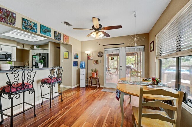 Building Photo - 21013 Ridgeview Loop