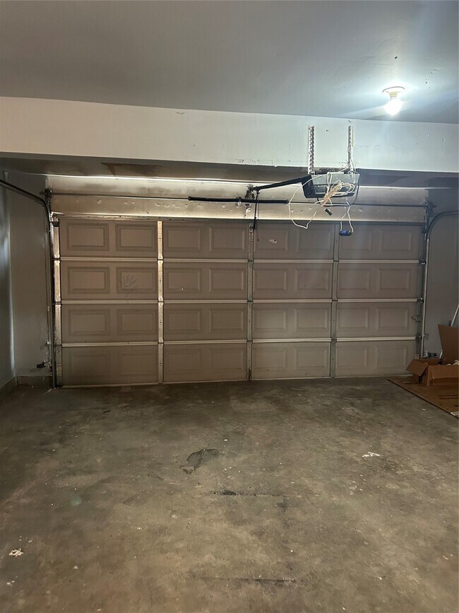 Building Photo - 11411 Harwin Dr.
