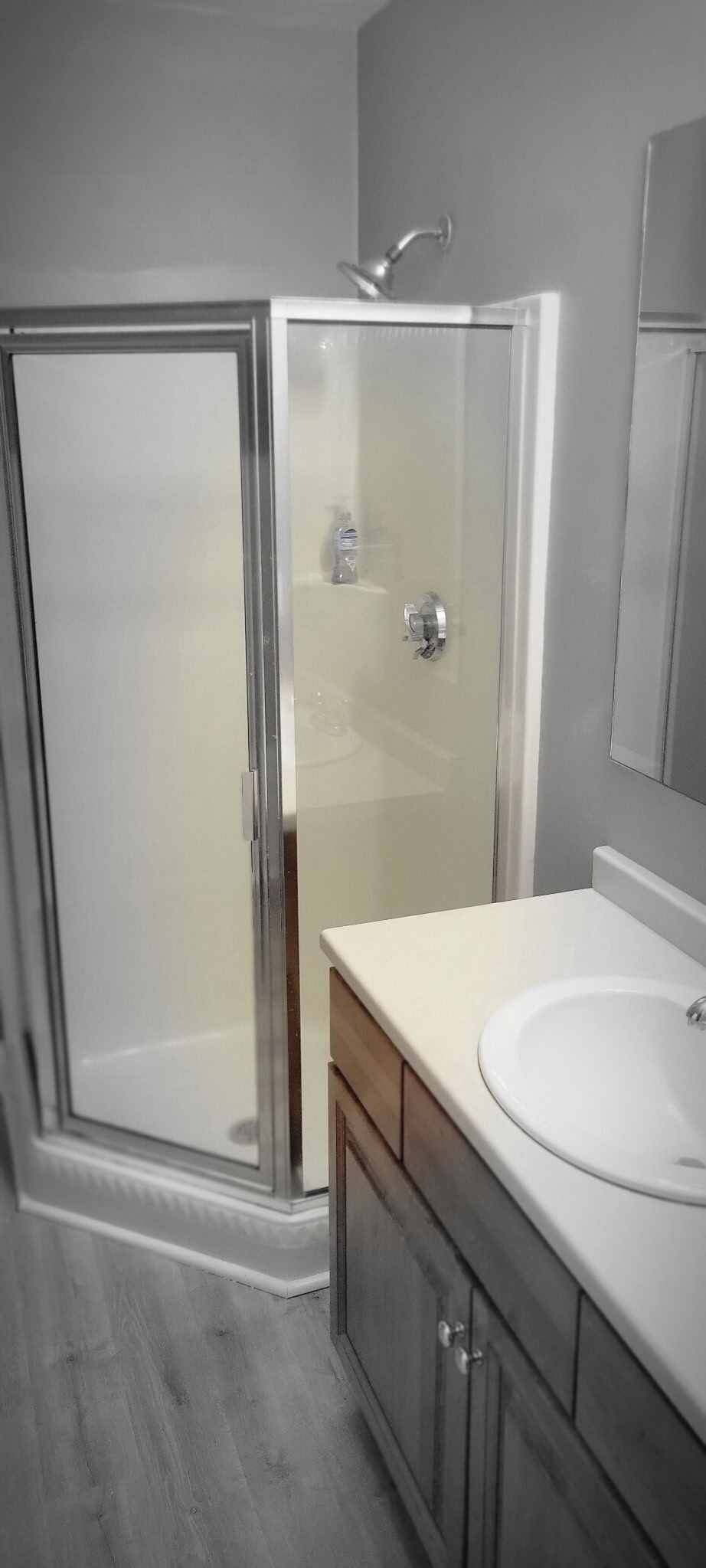 2nd floor bathroom - 54 Clarendon St