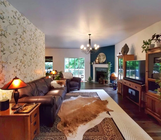 Building Photo - 43 Timbira Dr