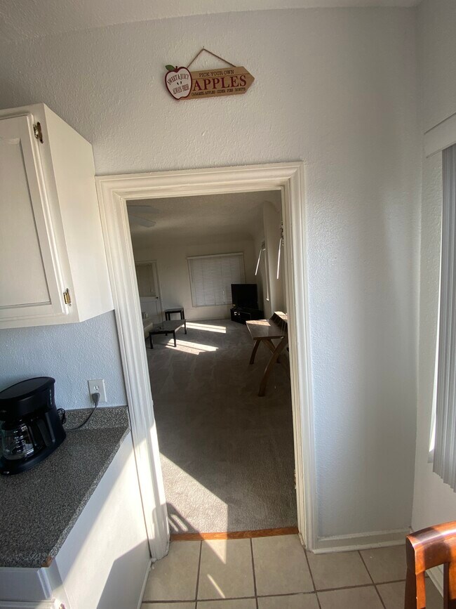 Building Photo - 2021 S Rimpau Blvd