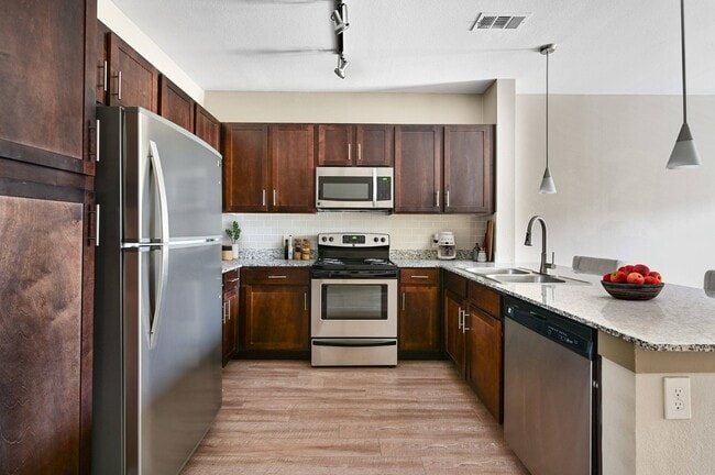 Kitchen - Hollister Oaks