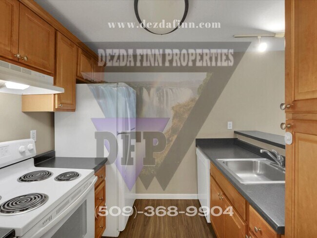 Building Photo - Amenities Abound! 1Bed, 1Bath Condo in Wes...